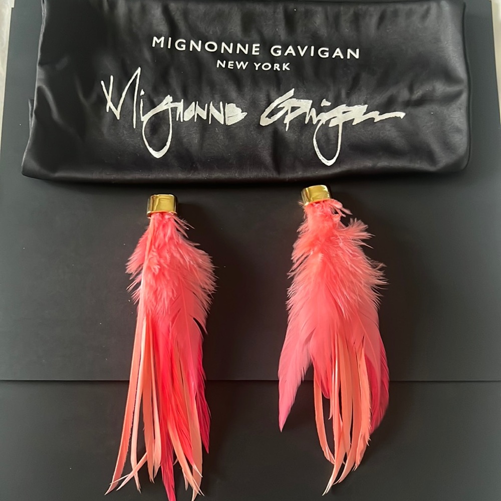 Mignonne Gavigan peach/pink earrings